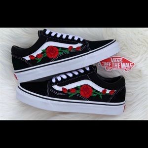 Custom Rose Old Skool Vans